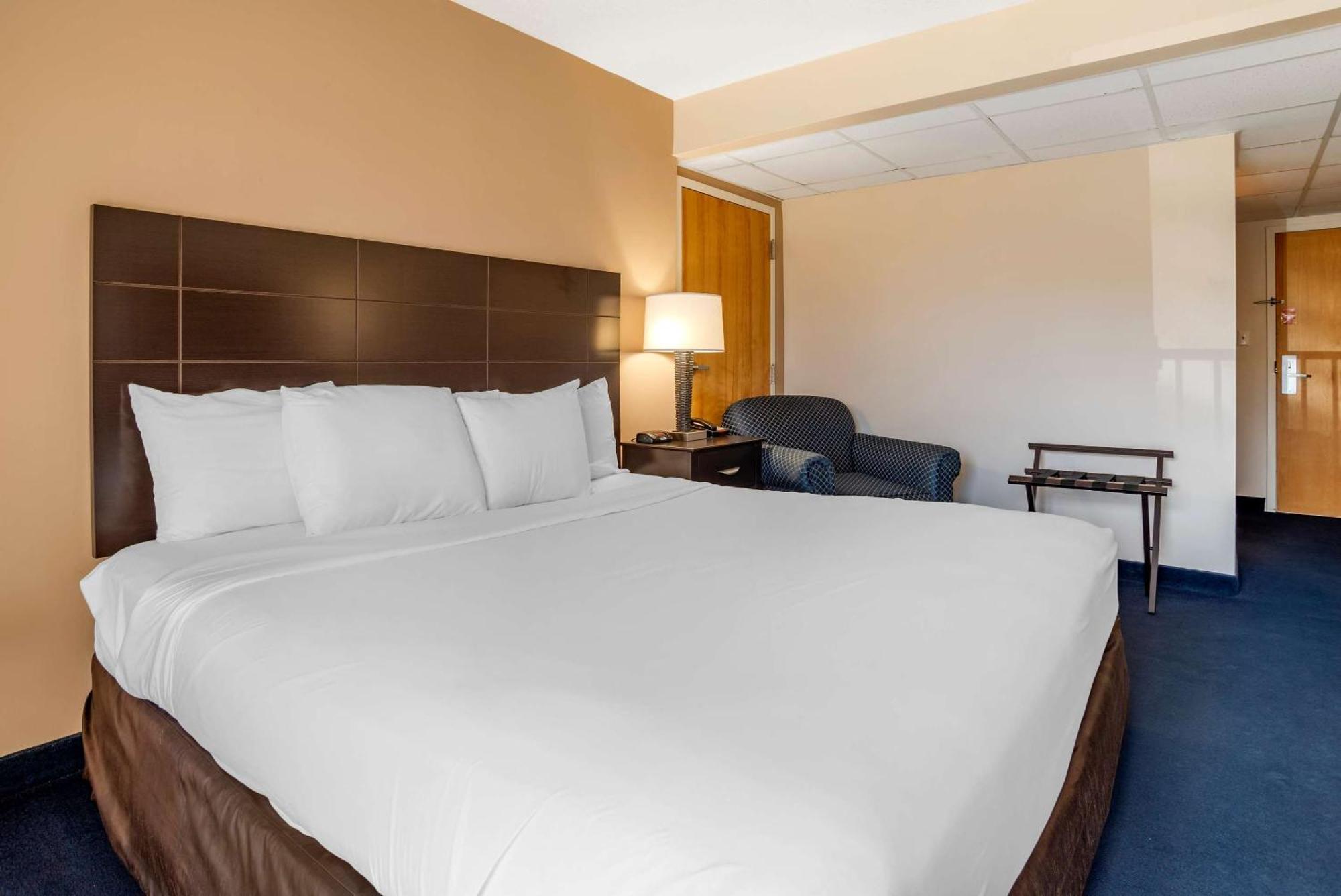 Hotel Econo & Rehoboth